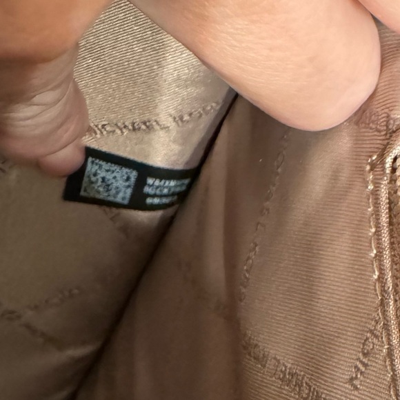 Michael Kors MK Logo Crossbody Tote - Picture 13 of 14